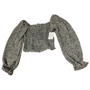 Japna Small Long Sleeve Crop Top